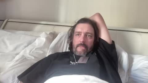 Snapshot of jimboo400 chatting on 11.03.25 jimboo400 online show from 11.03.25