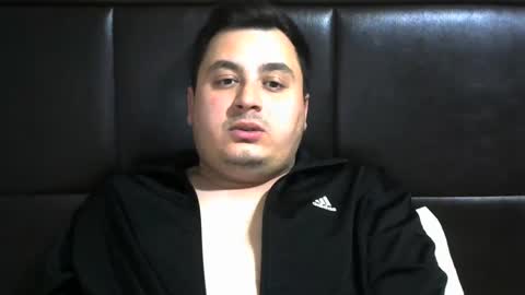 Snapshot of jnsnw chatting on 01.05.25 jnsnw online show from 01.05.25