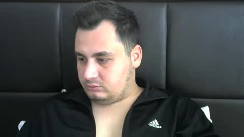 Snapshot of jnsnw chatting on 11.16.25 jnsnw online show from 11.16.25