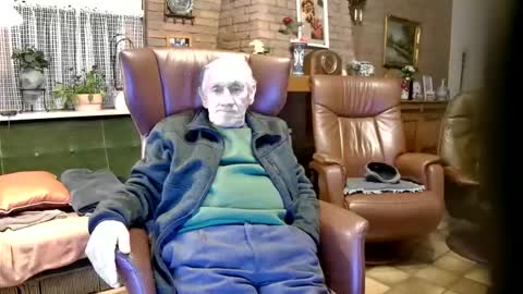 Snapshot of johan7_heet chatting on 12.09.24 johan7 heet online show from 12.09.24