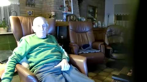 Snapshot of johan7_heet chatting on 12.14.24 johan7 heet online show from 12.14.24