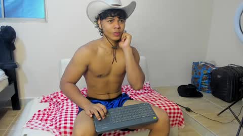 Snapshot of johan_beley_7k chatting on 12.30.24 Johan Beley online show from 12.30.24
