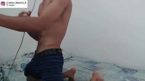 Snapshot of johan_mancini_r chatting on 02.10.25 johan_mancini_r online show from 02.10.25
