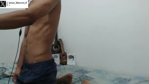 Snapshot of johan_mancini_r chatting on 02.15.25 johan_mancini_r online show from 02.15.25