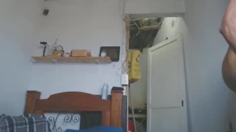 Snapshot of johantorres19 chatting on 01.16.25 johantorres19 online show from 01.16.25