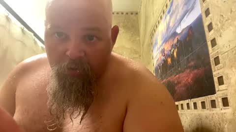 Snapshot of john40a chatting on 01.11.25 John online show from 01.11.25