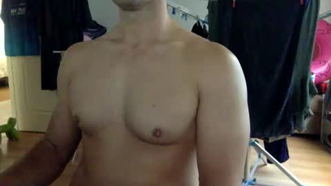 Snapshot of johnhotxxxx chatting on 10.11.25 LETSPLAY online show from 10.11.25