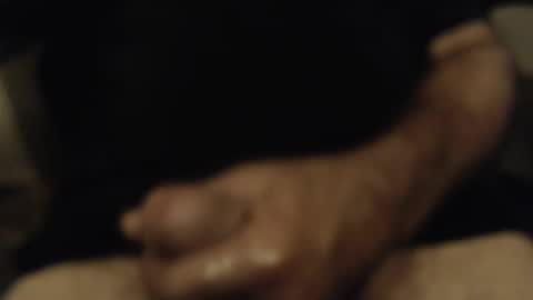 Snapshot of johnnyssunshine chatting on 10.31.25 johnnyssunshine online show from 10.31.25