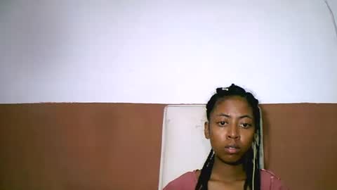 Snapshot of joliekah27 chatting on 02.22.25 joliekah27 online show from 02.22.25