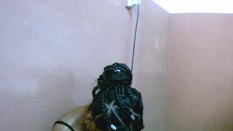 Snapshot of joliekah27 chatting on 02.26.25 joliekah27 online show from 02.26.25