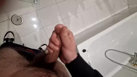 Snapshot of jonni871big chatting on 01.15.25 jonni871big online show from 01.15.25