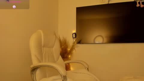 Snapshot of jordaniaa_ chatting on 12.29.24 Megan  OF Jordaniaas online show from 12.29.24