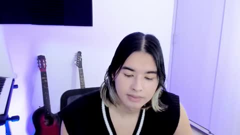 Snapshot of jordiwilldd chatting on 10.18.25 Jiho online show from 10.18.25