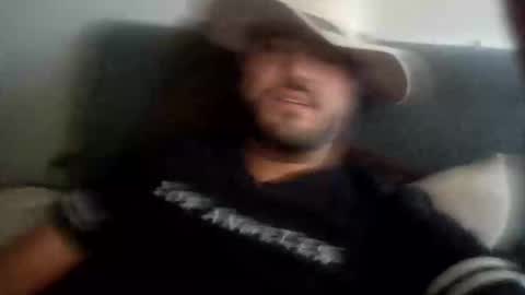 Snapshot of jose224678o chatting on 11.15.25 jose224678o online show from 11.15.25