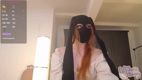 Snapshot of josie_bunny chatting on 11.04.25 Josie Bunny 3 online show from 11.04.25