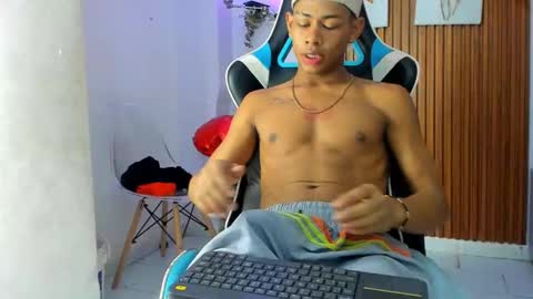 juan_contreras7 online show from 09.25.25