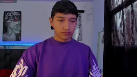 Snapshot of juanjo_ferrari chatting on 10.26.25 juanjo ferrari online show from 10.26.25