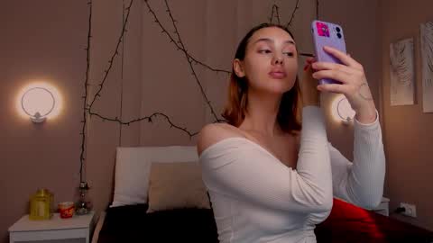 Snapshot of judymiles chatting on 09.26.25 Angelica online show from 09.26.25