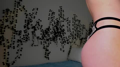 Snapshot of judymiles chatting on 10.17.25 Angelica online show from 10.17.25