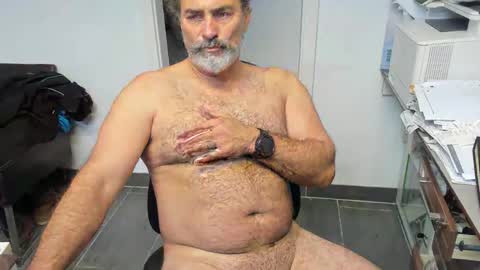 Snapshot of juergenkru chatting on 10.26.25 Giovanni50pro online show from 10.26.25