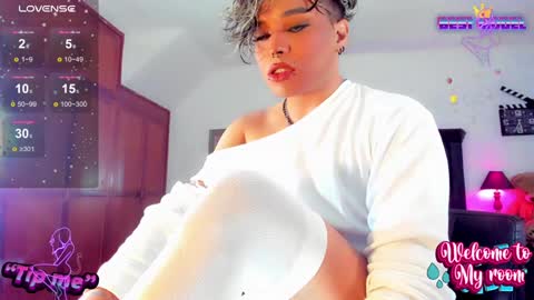 Snapshot of jujubee_lander chatting on 12.15.24 Jujubee online show from 12.15.24