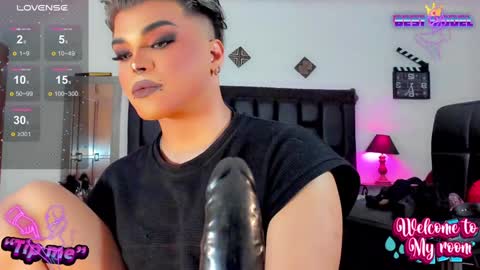 Snapshot of jujubee_lander chatting on 01.17.25 Jujubee online show from 01.17.25