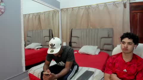 Snapshot of julian_billy chatting on 02.02.25 julian billy online show from 02.02.25