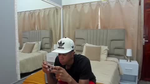 Snapshot of julian_billy chatting on 03.09.25 julian billy online show from 03.09.25