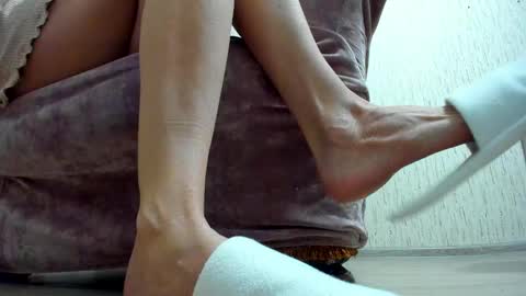 Snapshot of juliana_gonebad chatting on 02.15.25 Julia online show from 02.15.25