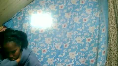 Snapshot of juliette9794 chatting on 09.25.25 juliette9794 online show from 09.25.25