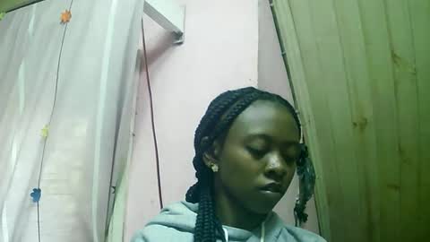 Snapshot of juliette9794 chatting on 10.09.25 juliette9794 online show from 10.09.25