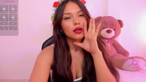 Snapshot of junbootix chatting on 03.01.25 ANGELINA indepen camgrl  online show from 03.01.25