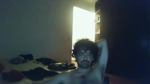 Snapshot of juneandmia chatting on 01.05.25 Mia online show from 01.05.25