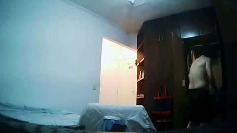 Snapshot of juneandmia chatting on 01.19.25 Mia online show from 01.19.25