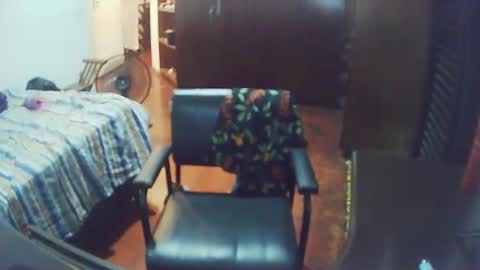 Snapshot of juneandmia chatting on 02.08.25 Mia online show from 02.08.25