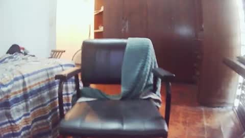 Snapshot of juneandmia chatting on 02.12.25 Mia online show from 02.12.25