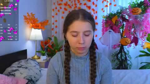Kate online show from 10.20.25