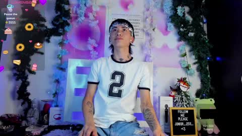 Snapshot of juniior0_0 chatting on 01.16.25 Junior online show from 01.16.25