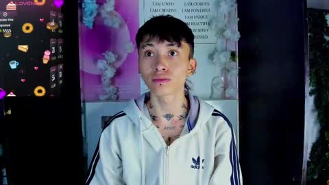 Snapshot of juniior0_0 chatting on 02.12.25 Junior online show from 02.12.25