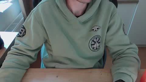 Snapshot of junk2711 chatting on 09.25.25 junk2711 online show from 09.25.25