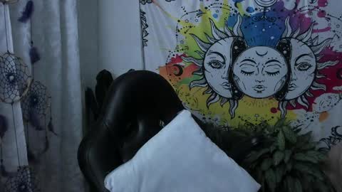 Snapshot of just_katiex chatting on 02.07.25 Sofia online show from 02.07.25