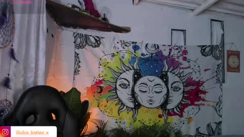 Snapshot of just_katiex chatting on 02.15.25 Sofia online show from 02.15.25