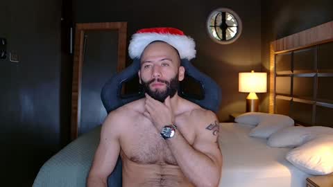 Snapshot of justin_hton chatting on 12.29.24 Justin online show from 12.29.24