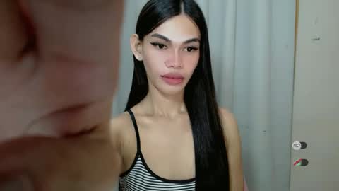 Snapshot of kaamy_dake chatting on 01.17.25 KAAMY online show from 01.17.25