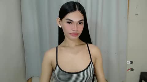Snapshot of kaamy_dake chatting on 01.28.25 KAAMY online show from 01.28.25