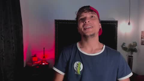 Snapshot of kael_owens chatting on 02.19.25 Kael Owens online show from 02.19.25