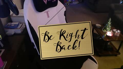 Snapshot of kait331 chatting on 12.10.24 Camprincess331 online show from 12.10.24