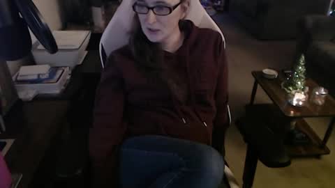 Snapshot of kait331 chatting on 12.15.24 Camprincess331 online show from 12.15.24