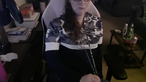 Snapshot of kait331 chatting on 12.24.24 Camprincess331 online show from 12.24.24