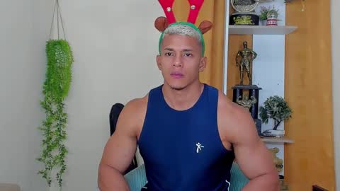 Snapshot of kale_tomson chatting on 12.11.24 kale thomson online show from 12.11.24